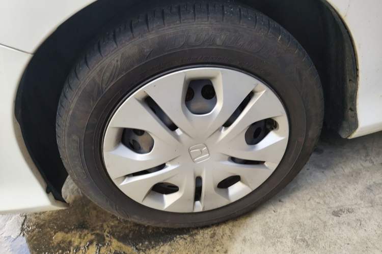 Used Honda Greiz 2016 1.5L CVT Classic Edition Left Front Wheel Hub
