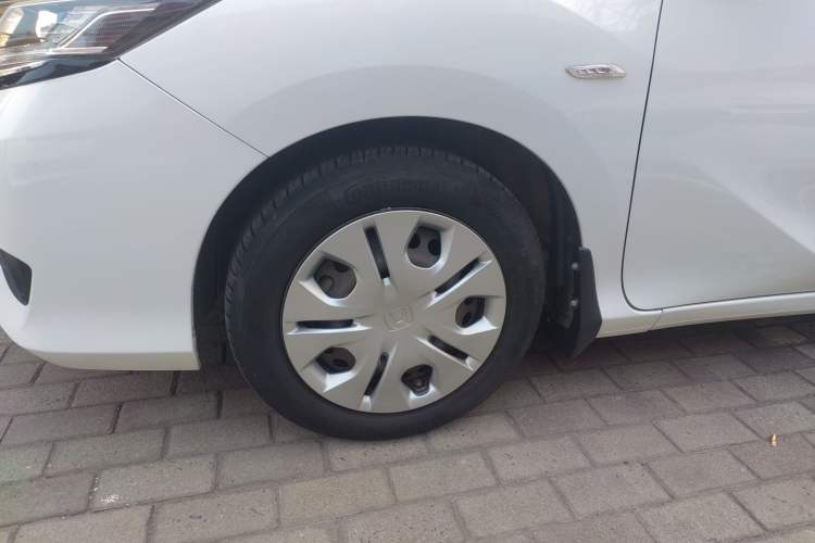 Used Honda Greiz 2016 1.5L CVT Classic Edition Left Front Wheel Hub