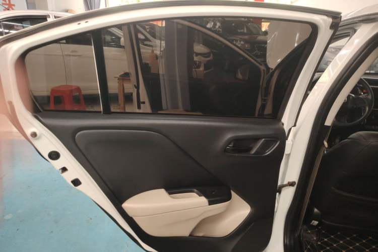 Used Honda Greiz 2016 1.5L CVT Classic Edition Left Rear Door Interior