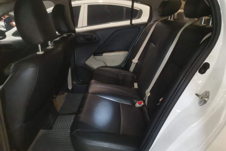 Used Honda Greiz 2016 1.5L CVT Classic Edition Left Rear Seat