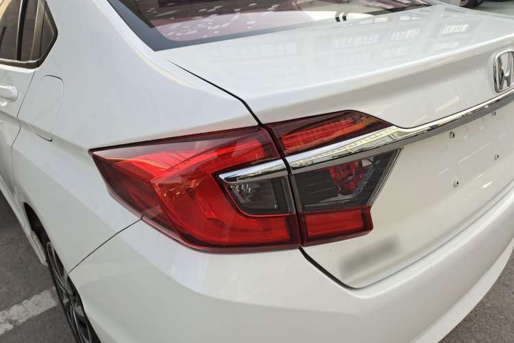 Used Honda Greiz 2016 1.5L CVT Classic Edition Left Rear Taillight