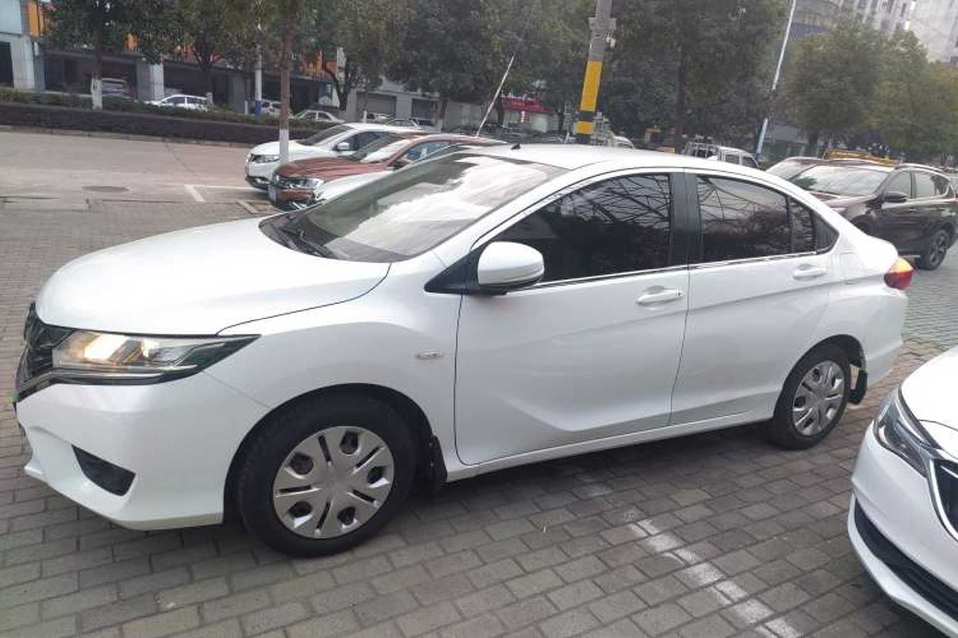 Used Honda Greiz 2016 1.5L CVT Classic Edition Left Side