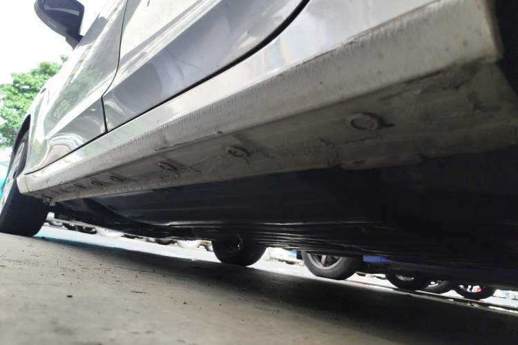 Used Honda Greiz 2016 1.5L CVT Classic Edition Left Side Sill