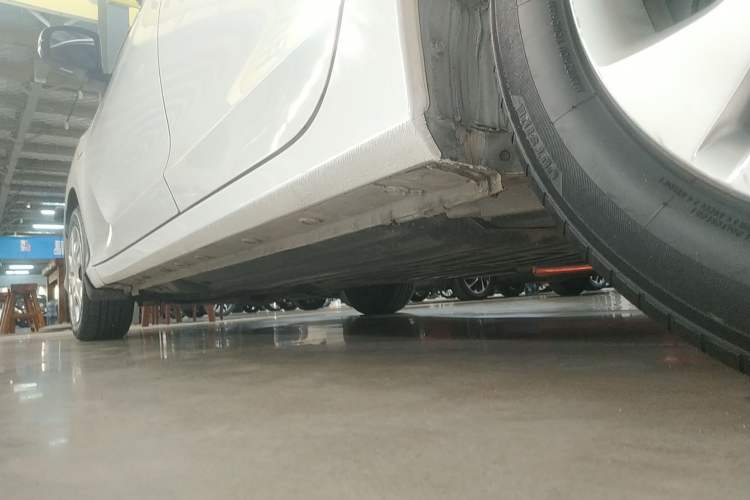 Used Honda Greiz 2016 1.5L CVT Classic Edition Left Side Sill