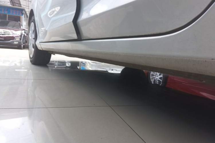 Used Honda Greiz 2016 1.5L CVT Classic Edition Left Side Sill