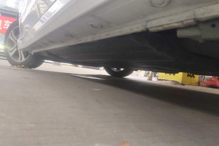 Used Honda Greiz 2016 1.5L CVT Classic Edition Left Side Sill