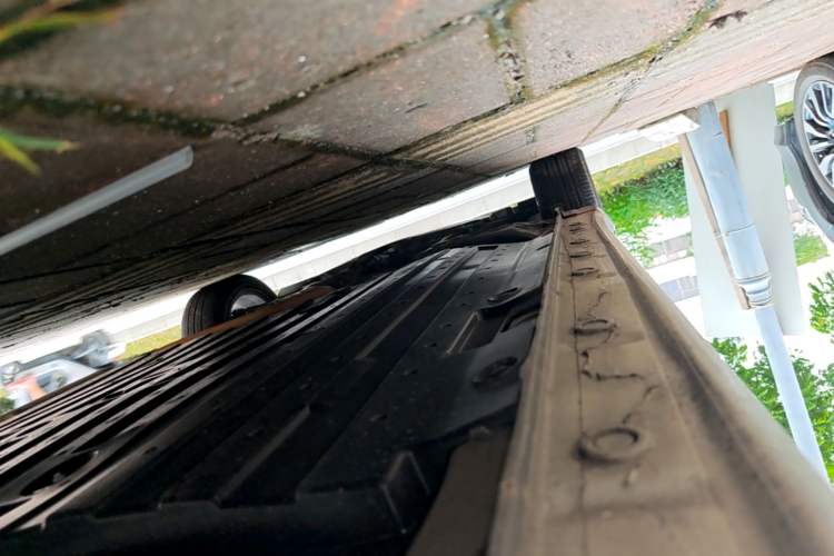 Used Honda Greiz 2016 1.5L CVT Luxury Edition Left Side Sill
