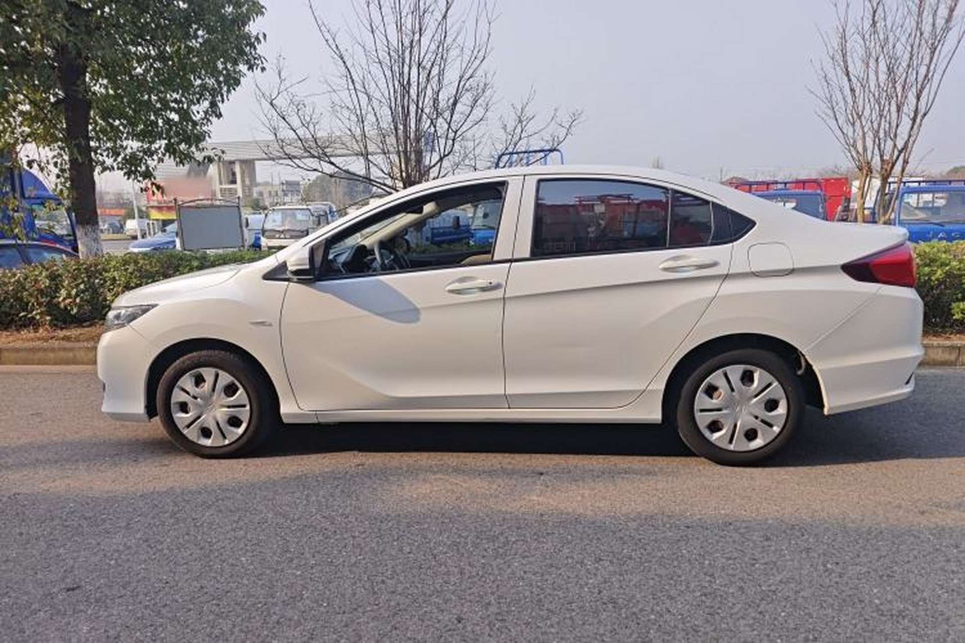 Used Honda Greiz 2016 1.5L CVT Classic Edition Left Side