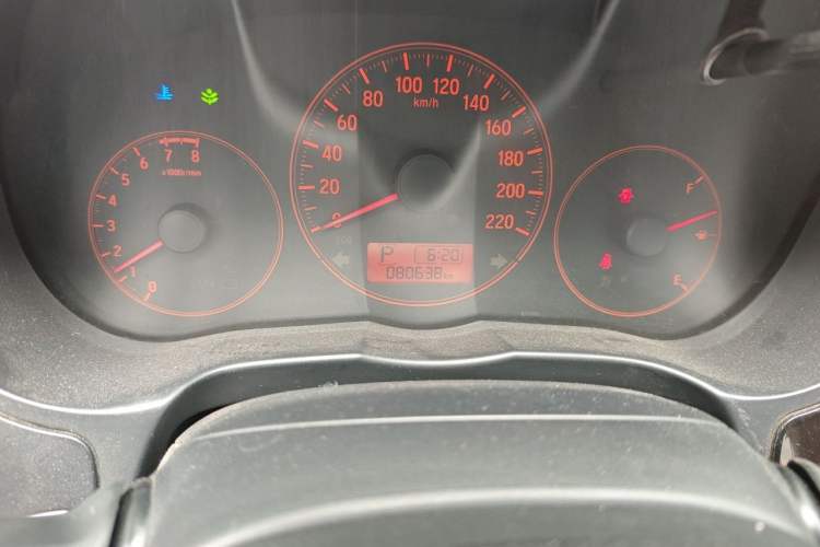 Used Honda Greiz 2016 1.5L CVT Classic Edition Odometer Close Up