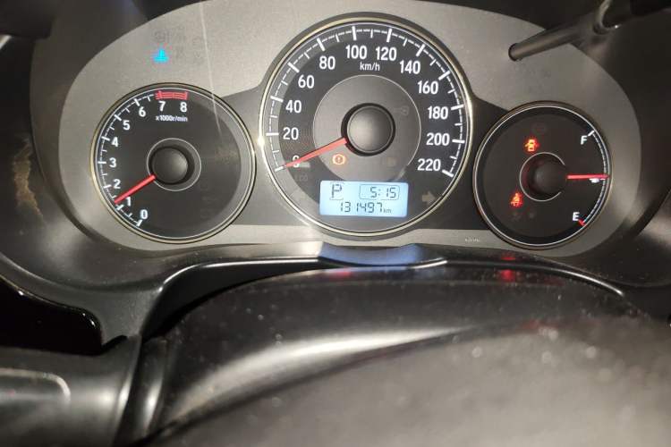 Used Honda Greiz 2016 1.5L CVT Comfort Version Odometer Close Up