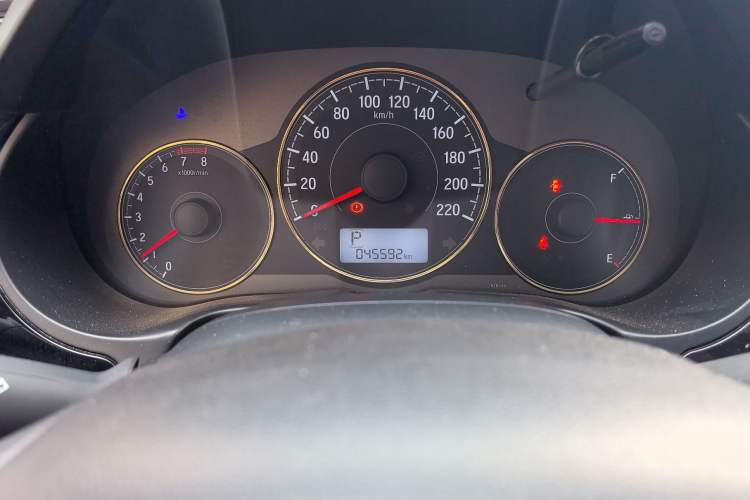 Used Honda Greiz 2016 1.5L CVT Fashion Edition Odometer Close Up