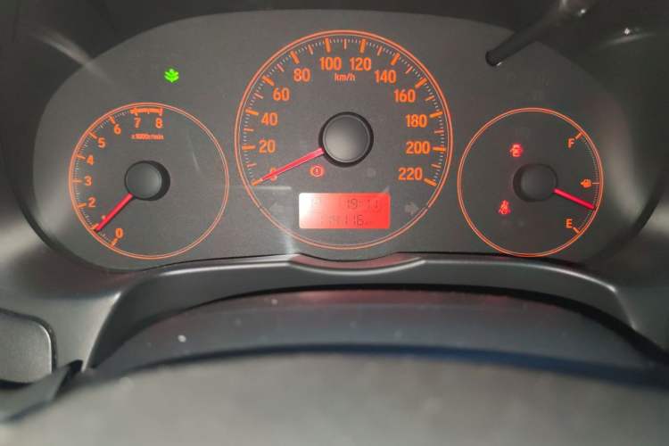 Used Honda Greiz 2016 1.5L CVT Classic Edition Odometer Close Up