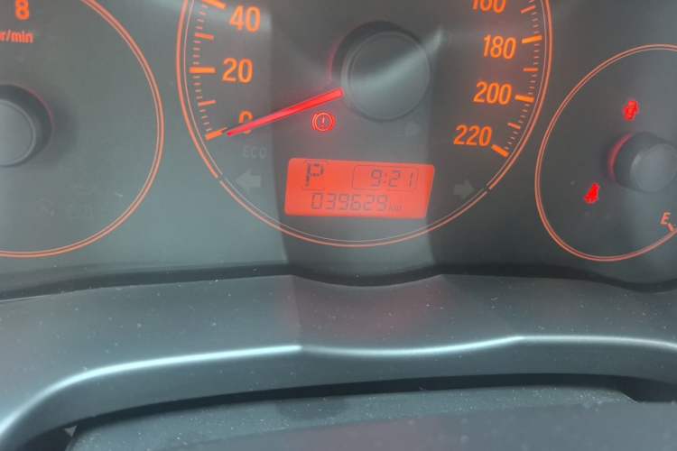 Used Honda Greiz 2016 1.5L CVT Classic Edition Odometer Close Up