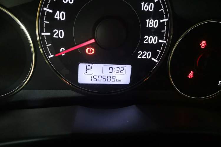 Used Honda Greiz 2016 1.5L CVT Fashion Edition Odometer Close Up