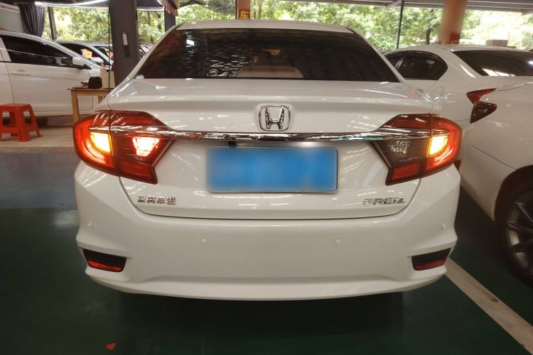 Used Honda Greiz 2016 1.5L CVT Classic Edition Rear