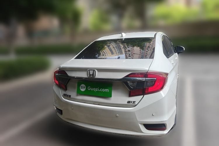 Used Honda Greiz 2016 1.5L CVT Fashion Edition Rear