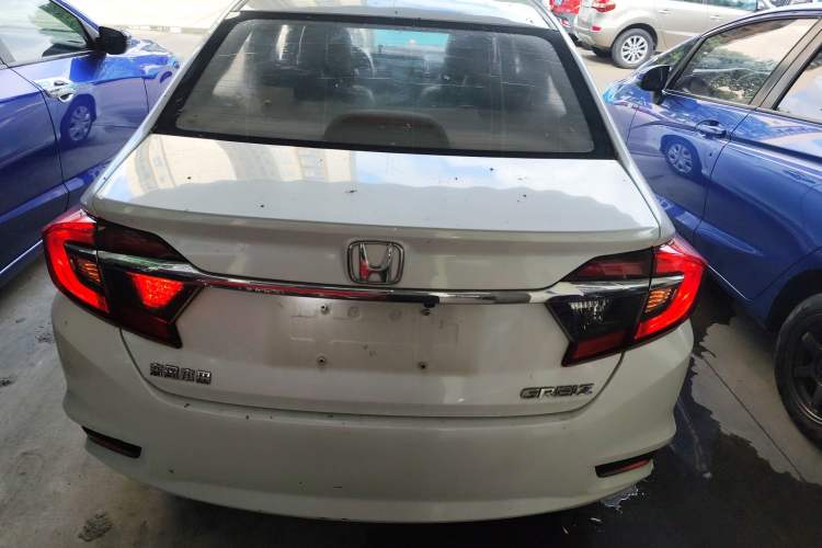 Used Honda Greiz 2016 1.5L CVT Classic Edition Rear