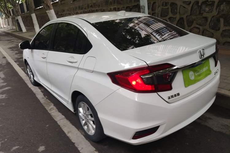 Used Honda Greiz 2016 1.5L CVT Fashion Edition Rear Left 45 Deg