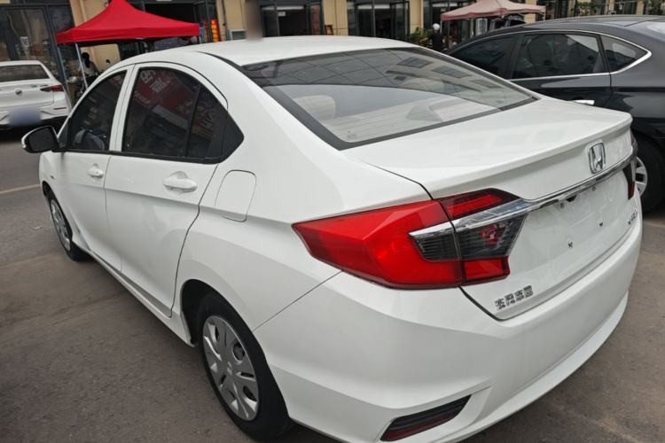 Used Honda Greiz 2016 1.5L CVT Classic Edition Rear Left 45 Deg