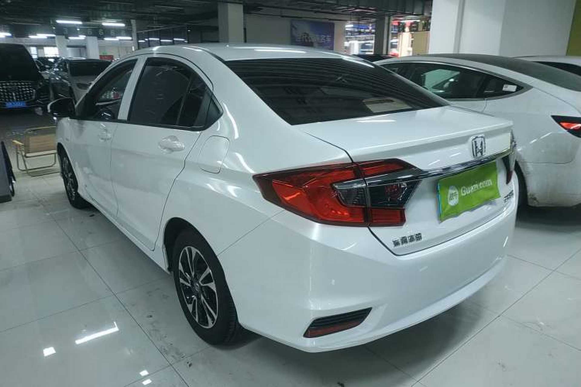 Used Honda Greiz 2016 1.5L CVT Classic Edition Rear Left 45 Deg