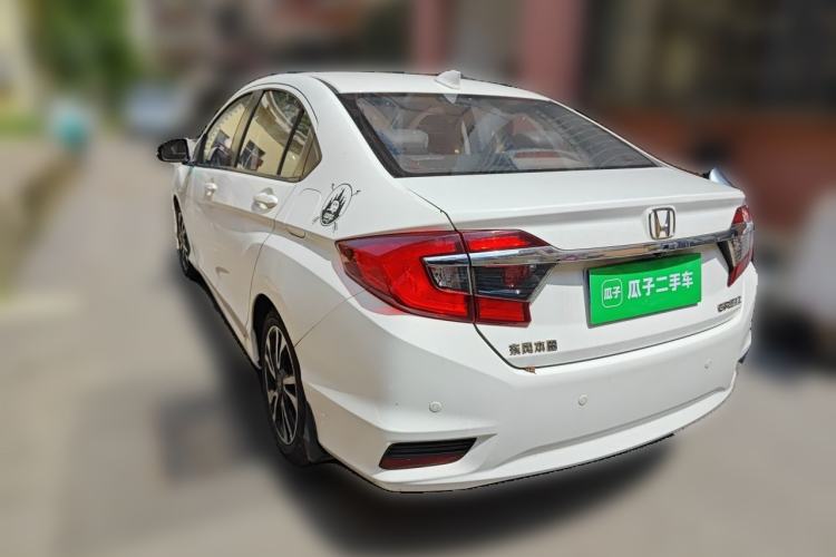 Used Honda Greiz 2016 1.5L CVT Luxury Edition Rear Left 45 Deg