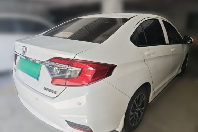 Used Honda Greiz 2016 1.5L CVT Classic Edition Rear Right 45 Deg