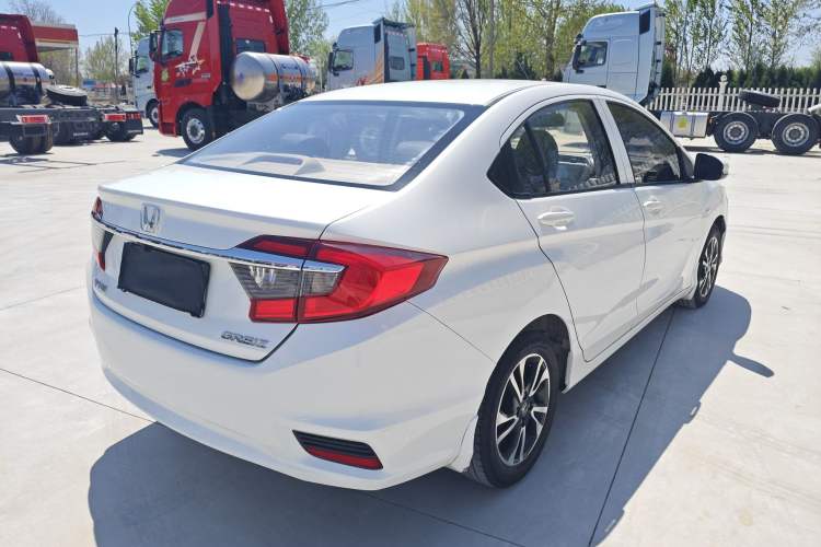 Used Honda Greiz 2016 1.5L CVT Classic Edition Rear Right 45 Deg
