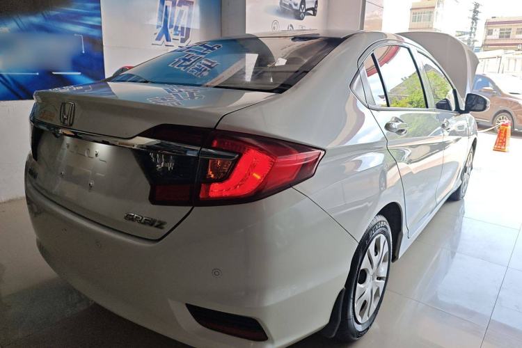 Used Honda Greiz 2016 1.5L CVT Classic Edition Rear Right 45 Deg