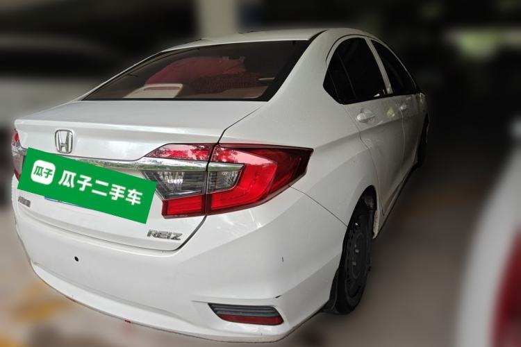 Used Honda Greiz 2016 1.5L CVT Classic Edition Rear Right 45 Deg