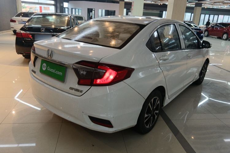 Used Honda Greiz 2016 1.5L Manual Classic Edition Rear Right 45 Deg