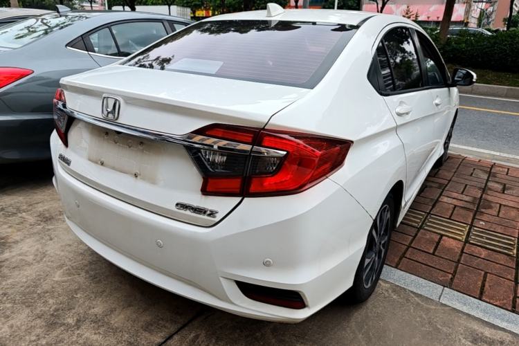 Used Honda Greiz 2016 1.5L CVT Luxury Edition Rear Right 45 Deg