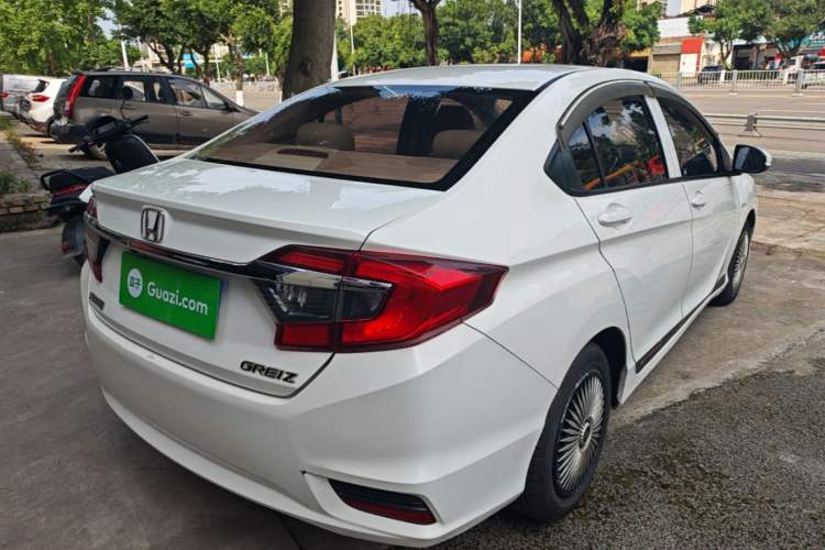 Used Honda Greiz 2016 1.5L CVT Classic Edition Rear Right 45 Deg