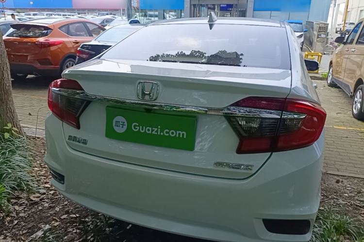 Used Honda Greiz 2016 1.5L CVT Comfort Version Rear