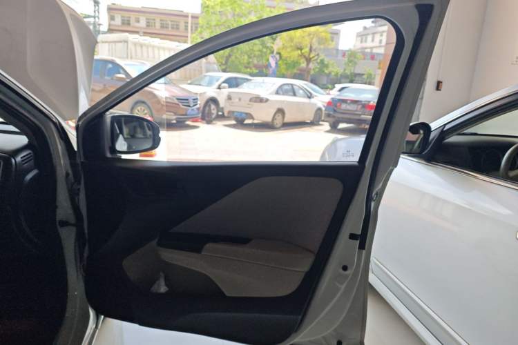 Used Honda Greiz 2016 1.5L CVT Classic Edition Right Front Door Interior