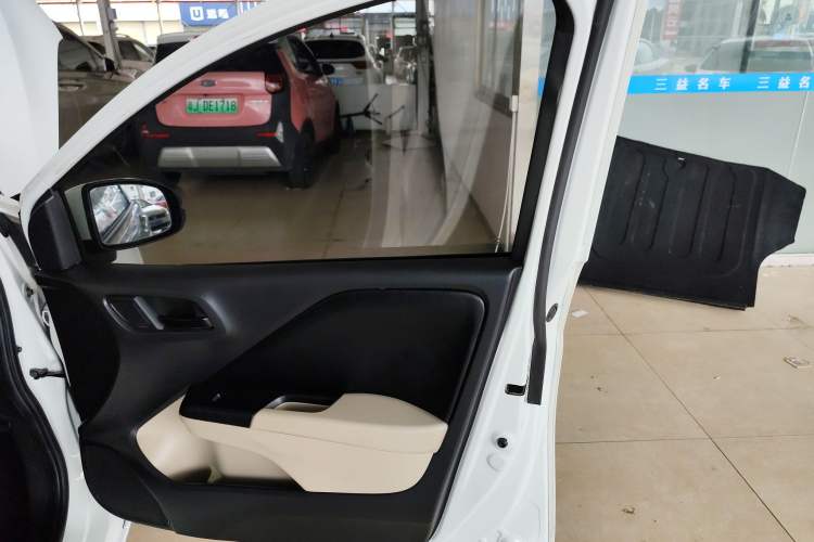 Used Honda Greiz 2016 1.5L CVT Classic Edition Right Front Door Interior