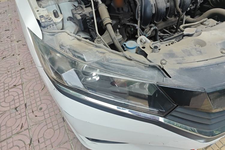Used Honda Greiz 2016 1.5L Manual Classic Edition Right Front Headlight