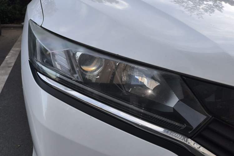 Used Honda Greiz 2016 1.5L CVT Classic Edition Right Front Headlight