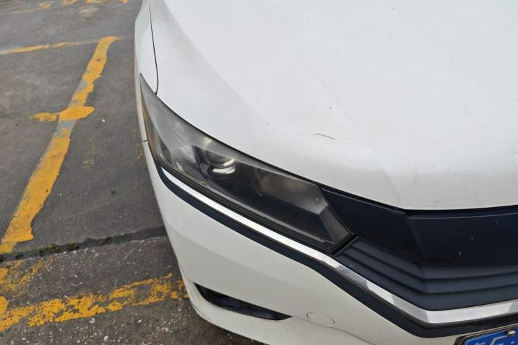 Used Honda Greiz 2016 1.5L CVT Classic Edition Right Front Headlight