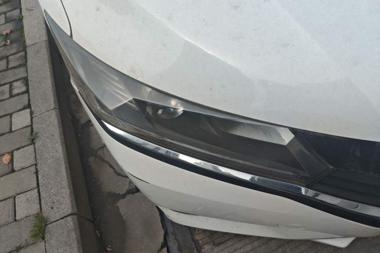 Used Honda Greiz 2016 1.5L CVT Classic Edition Right Front Headlight