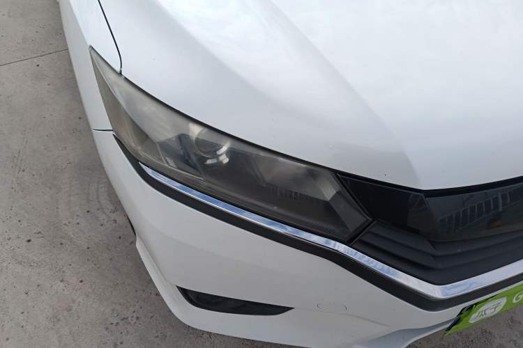 Used Honda Greiz 2016 1.5L Manual Classic Edition Right Front Headlight