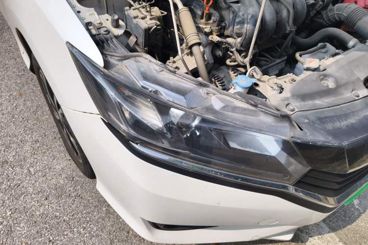 Used Honda Greiz 2016 1.5L Manual Classic Edition Right Front Headlight