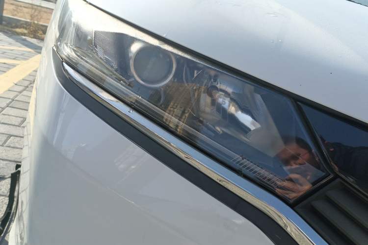 Used Honda Greiz 2016 1.5L CVT Classic Edition Right Front Headlight