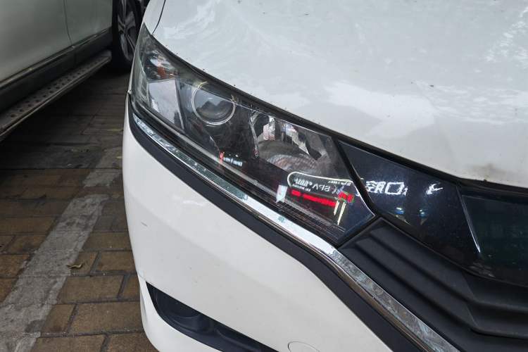 Used Honda Greiz 2016 1.5L CVT Classic Edition Right Front Headlight