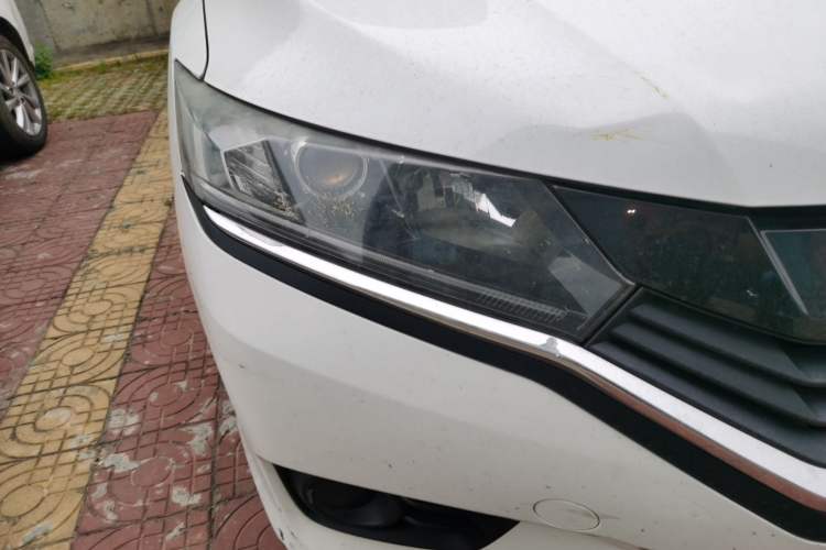 Used Honda Greiz 2016 1.5L CVT Classic Edition Right Front Headlight