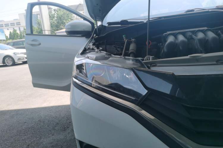 Used Honda Greiz 2016 1.5L CVT Classic Edition Right Front Headlight