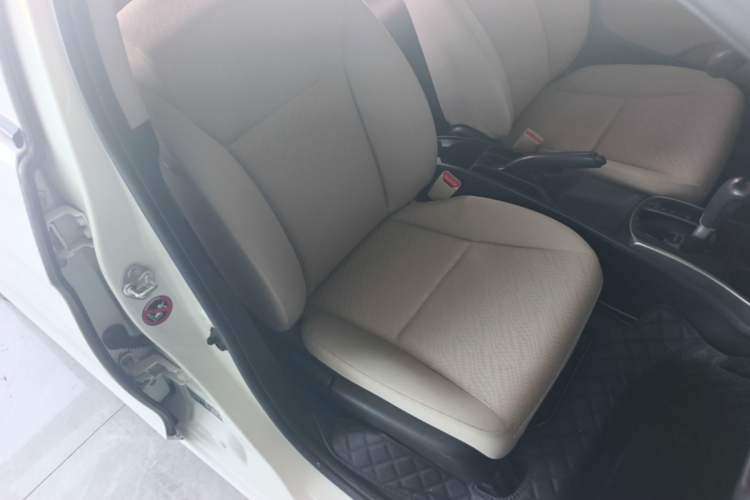 Used Honda Greiz 2016 1.5L CVT Classic Edition Right Front Seat
