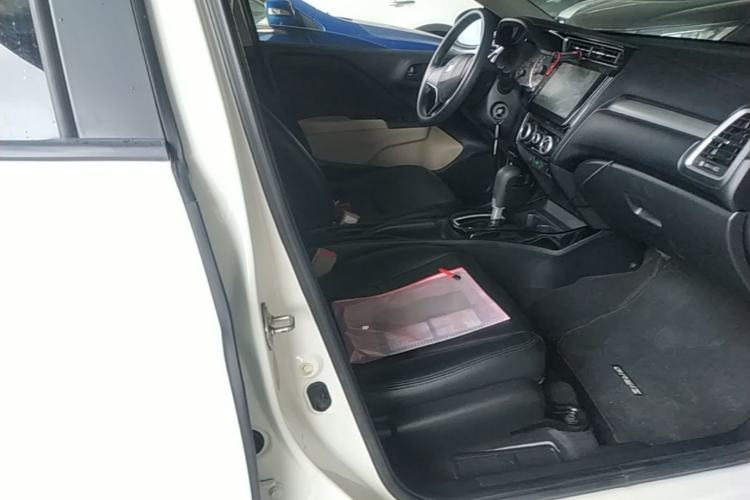 Used Honda Greiz 2016 1.5L CVT Comfort Version Right Front Seat