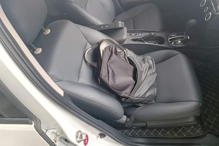 Used Honda Greiz 2016 1.5L CVT Comfort Version Right Front Seat