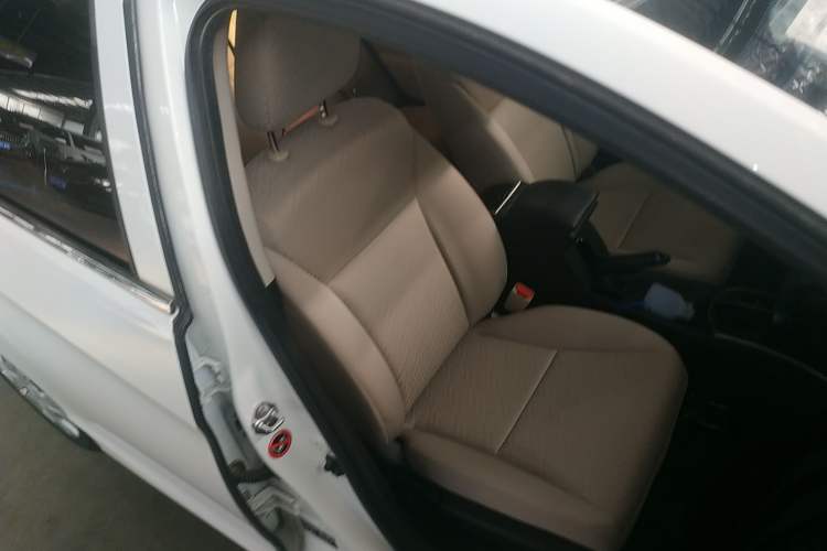 Used Honda Greiz 2016 1.5L CVT Classic Edition Right Front Seat