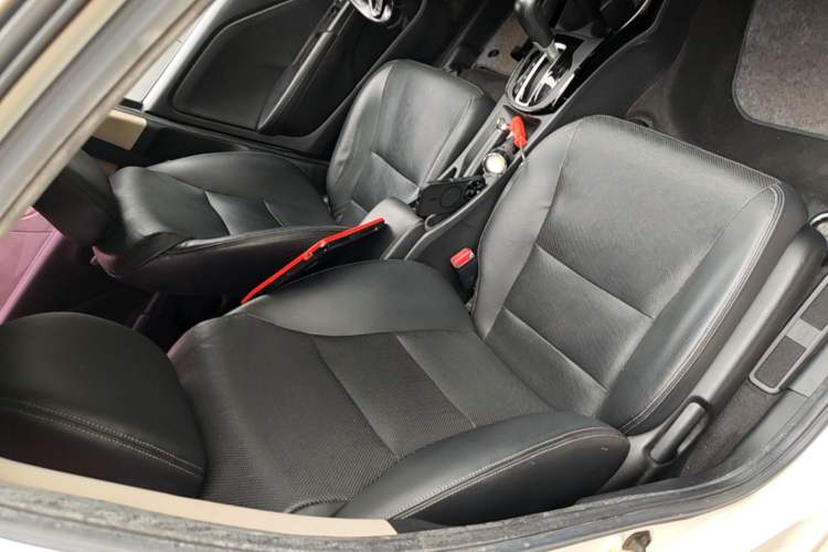Used Honda Greiz 2016 1.5L CVT Luxury Edition Right Front Seat